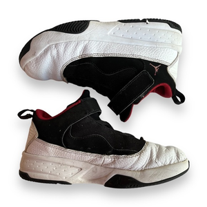 Nike Jordan Max Aura CN8095-100‎ GS White Black Kid's Sneakers Size 3Y